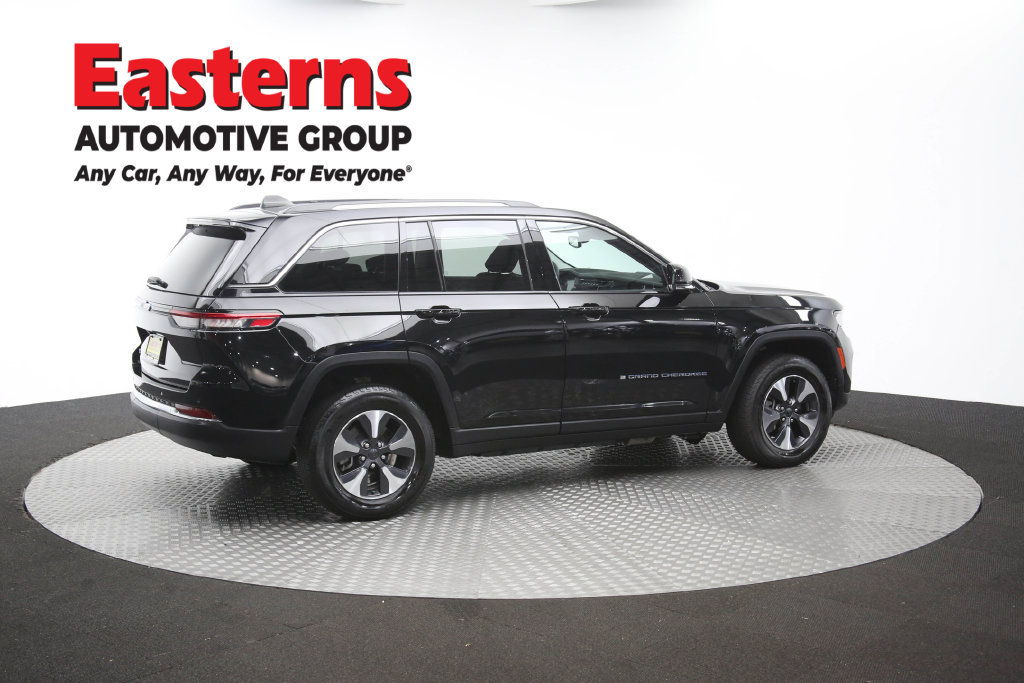 Used 2023 Jeep Grand Cherokee 4WD 4xe image 53