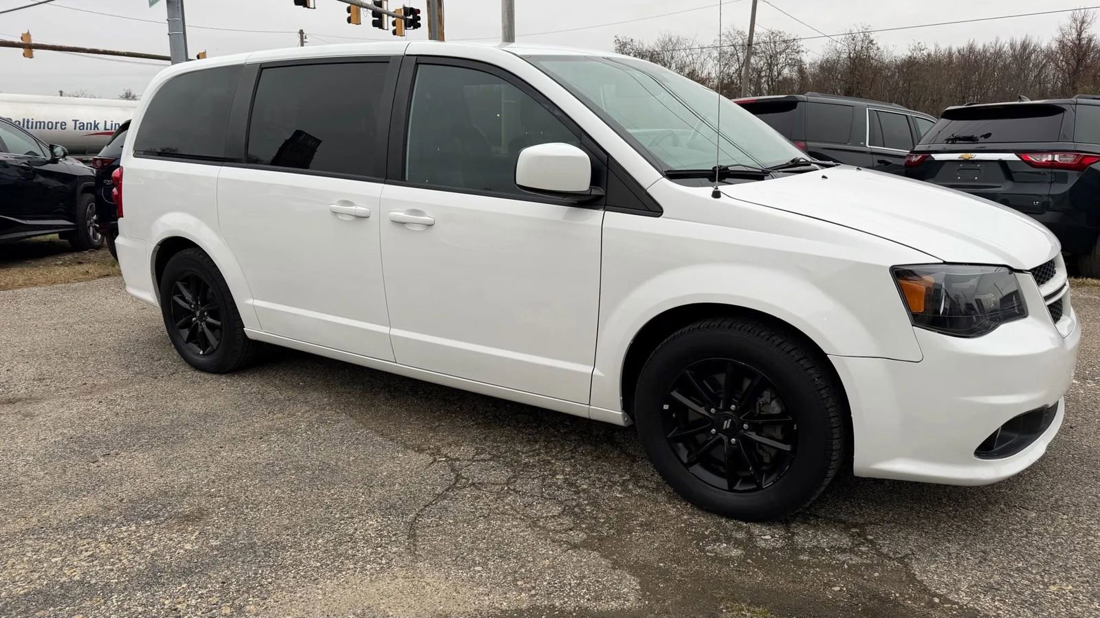 Used 2019 Dodge Grand Caravan GT image 4