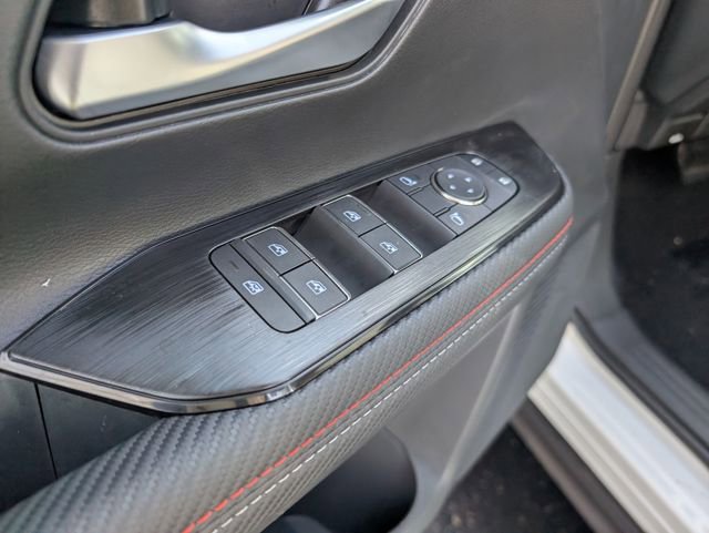 New 2026 Nissan Kicks SR w/ Cold Weather Package image 16