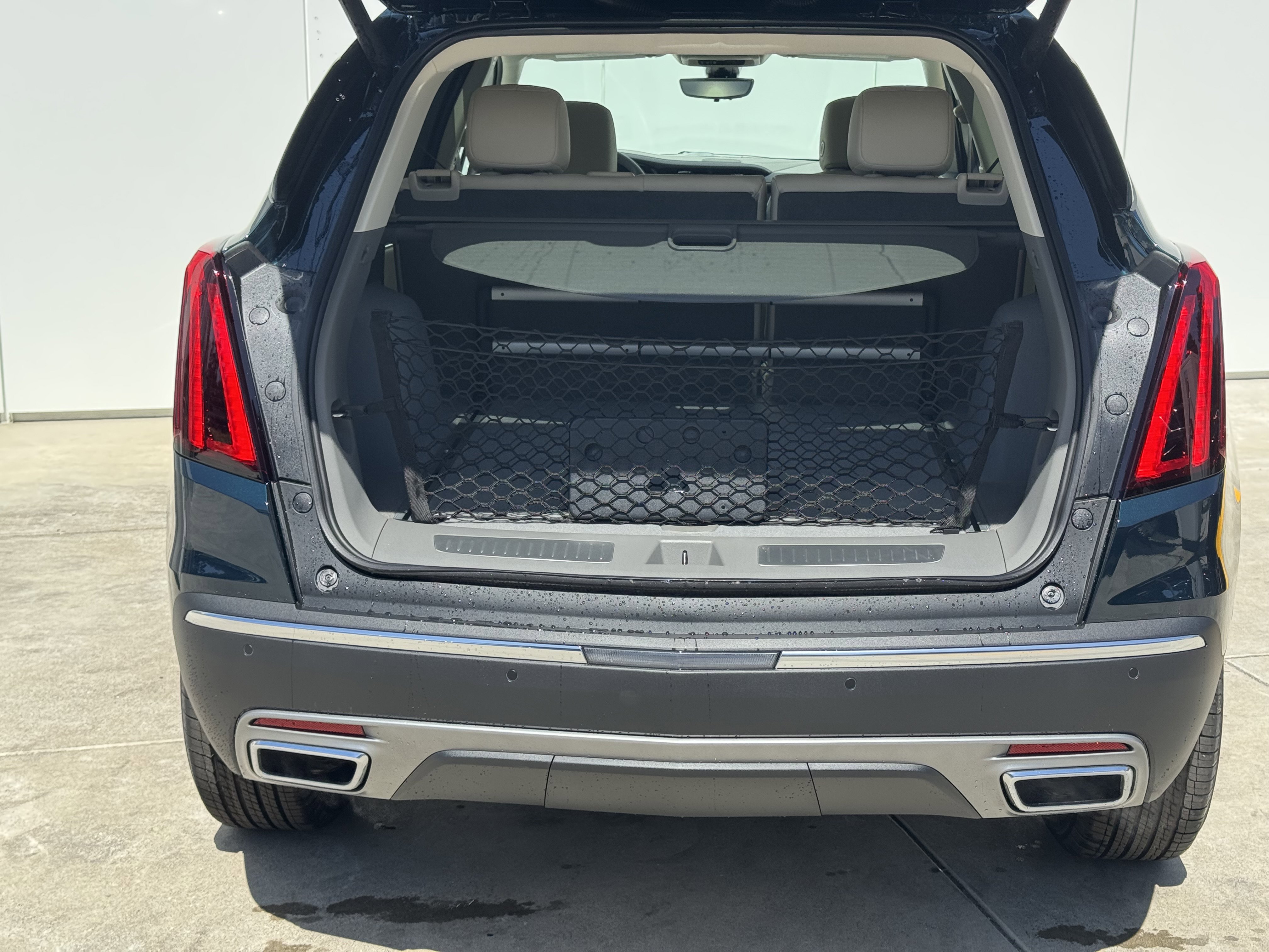New 2025 Cadillac XT5 Premium Luxury w/ Technology Package AWD/4WD image 9