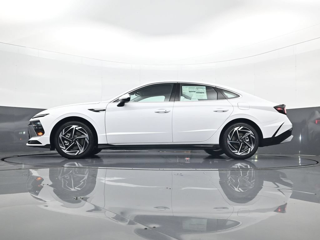 New 2026 Hyundai Sonata SEL FWD image 28