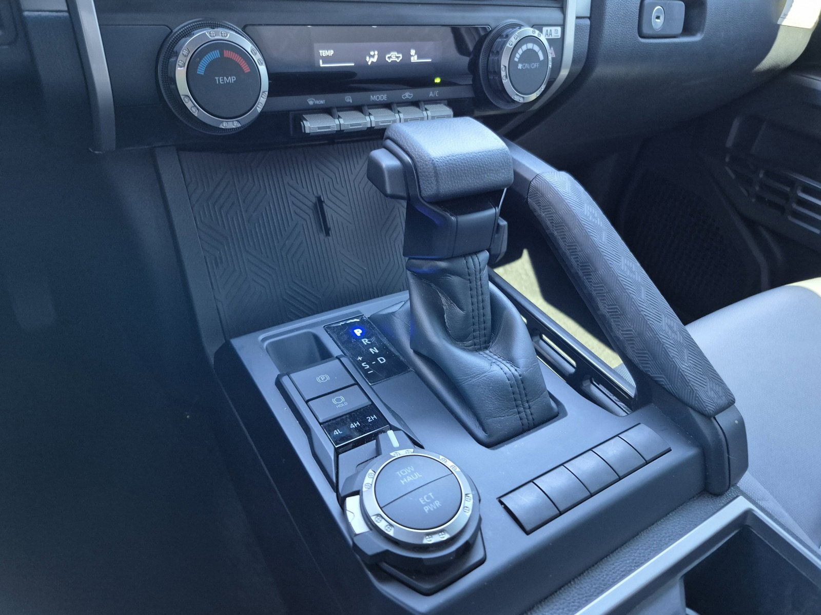 Certified 2025 Toyota Tacoma SR5 image 12