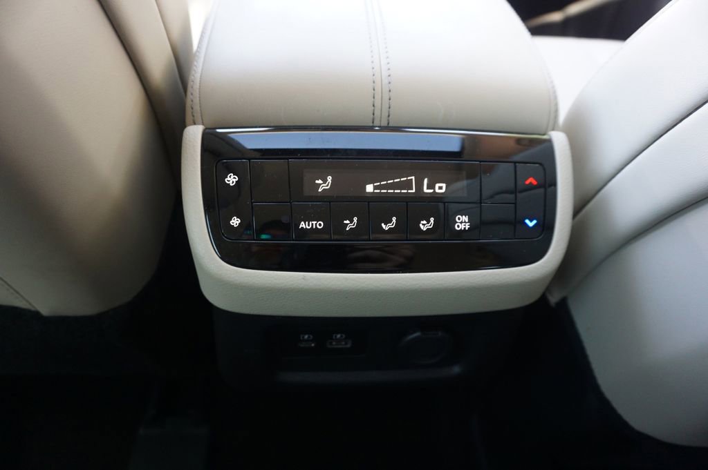 Used 2023 INFINITI QX60 Luxe w/ Cargo Package image 16