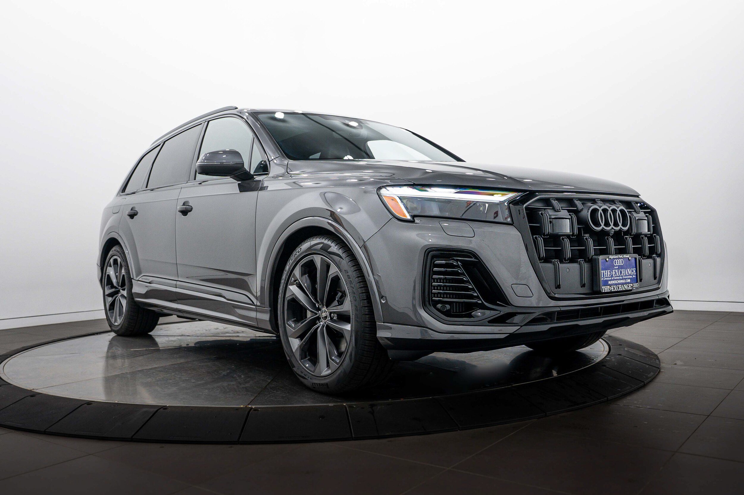 Used 2026 Audi Q7 3.0T Premium Plus w/ Premium Plus Package AWD/4WD image 1