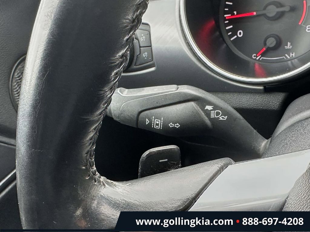 Used 2021 Ford Mustang Premium image 27