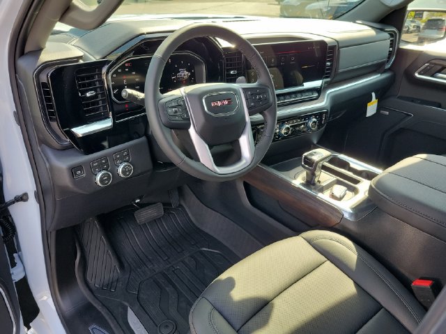 New 2026 GMC Sierra 1500 SLT w/ SLT Premium Plus Package AWD/4WD image 15