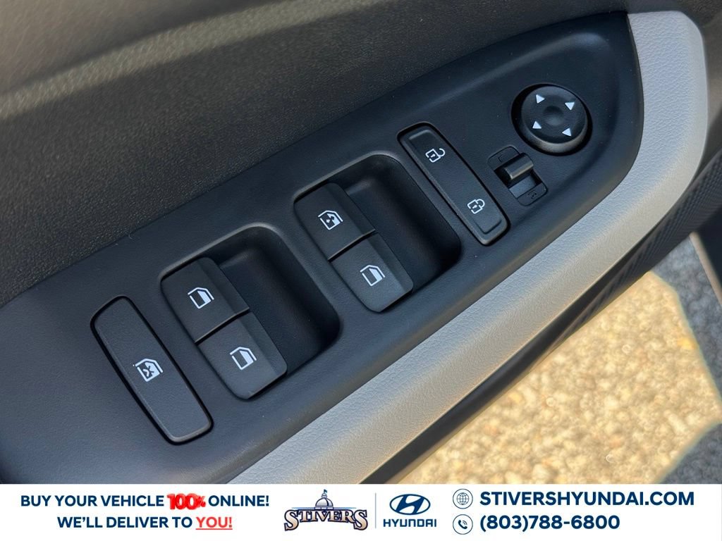 New 2026 Hyundai Venue SEL FWD image 23