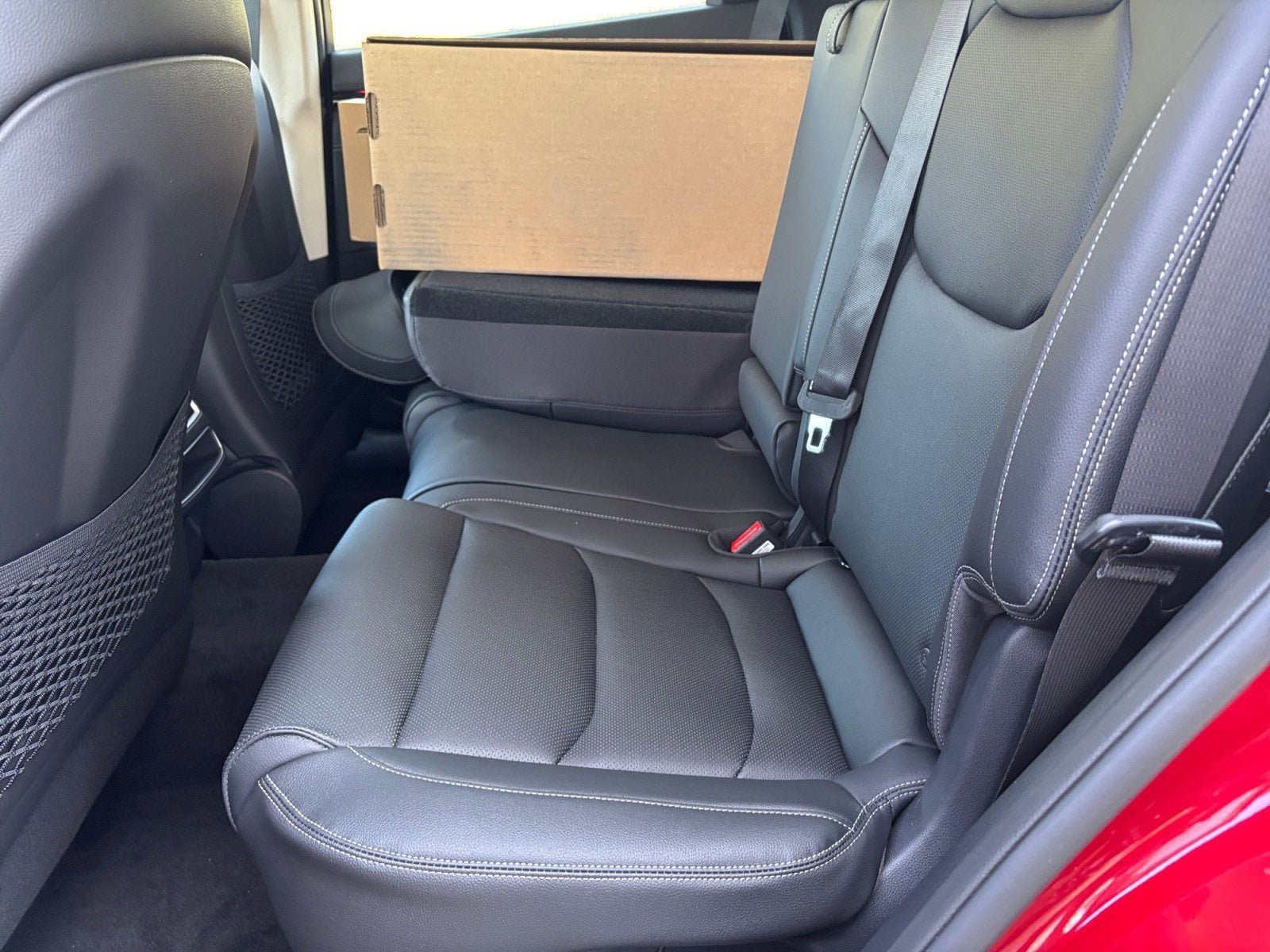New 2026 Genesis GV70 2.5T Select AWD/4WD image 13