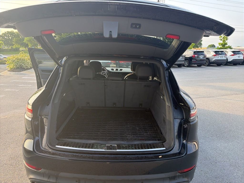 Used 2019 Porsche Cayenne AWD/4WD image 25