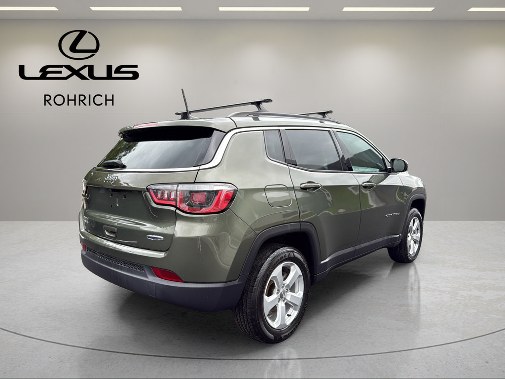 Used 2018 Jeep Compass Latitude w/ Popular Equipment Group AWD/4WD image 6