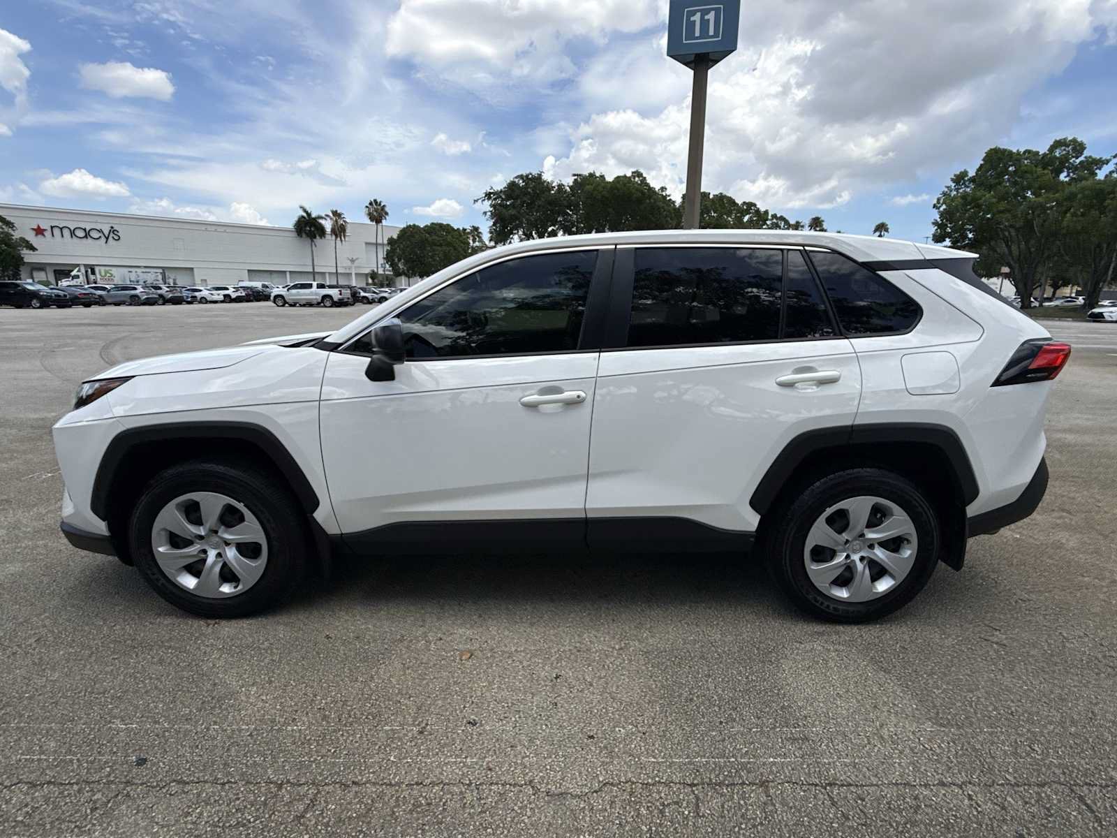 Used 2025 Toyota RAV4 LE FWD image 5