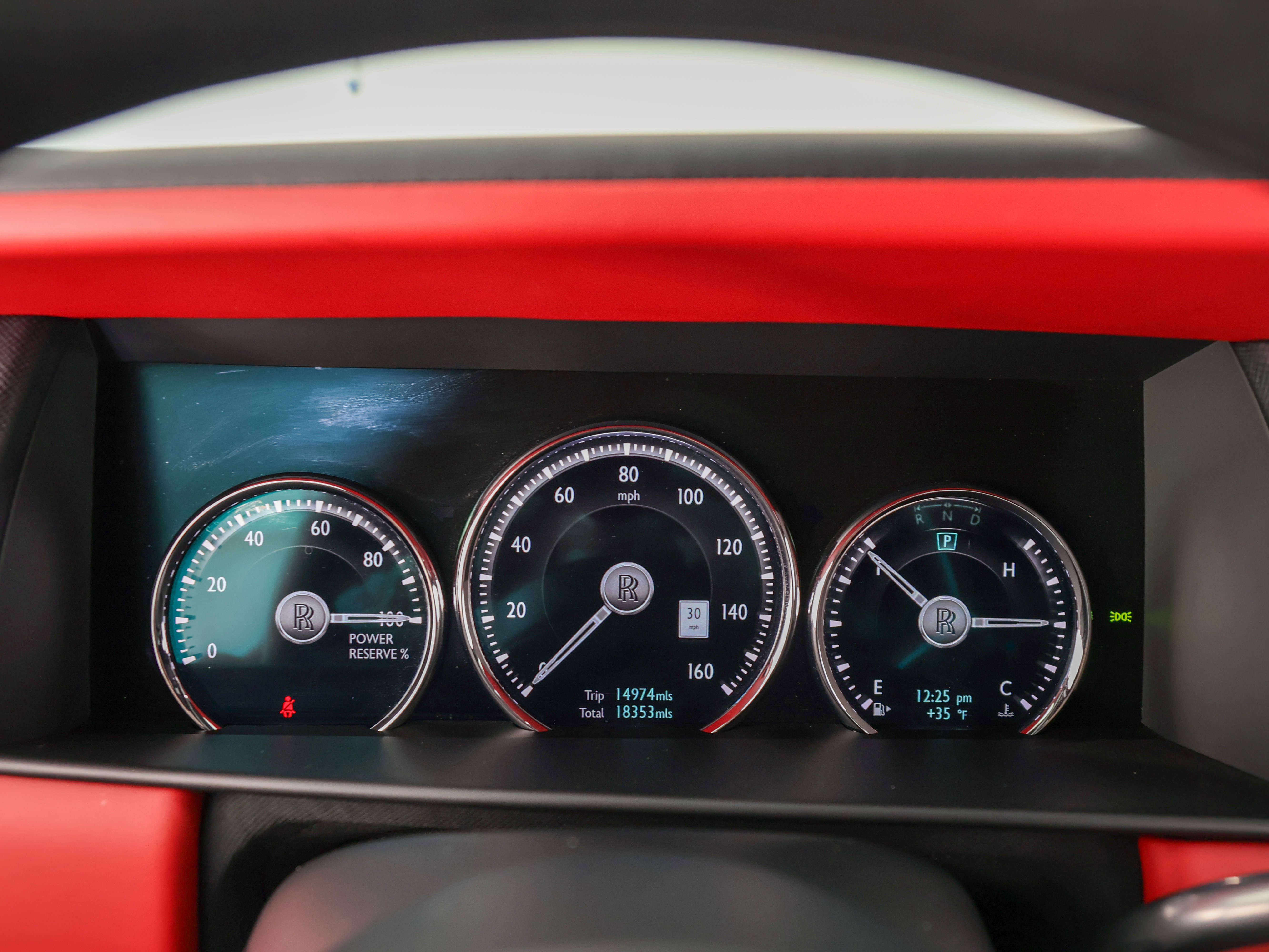 Used 2023 Rolls-Royce Cullinan image 44