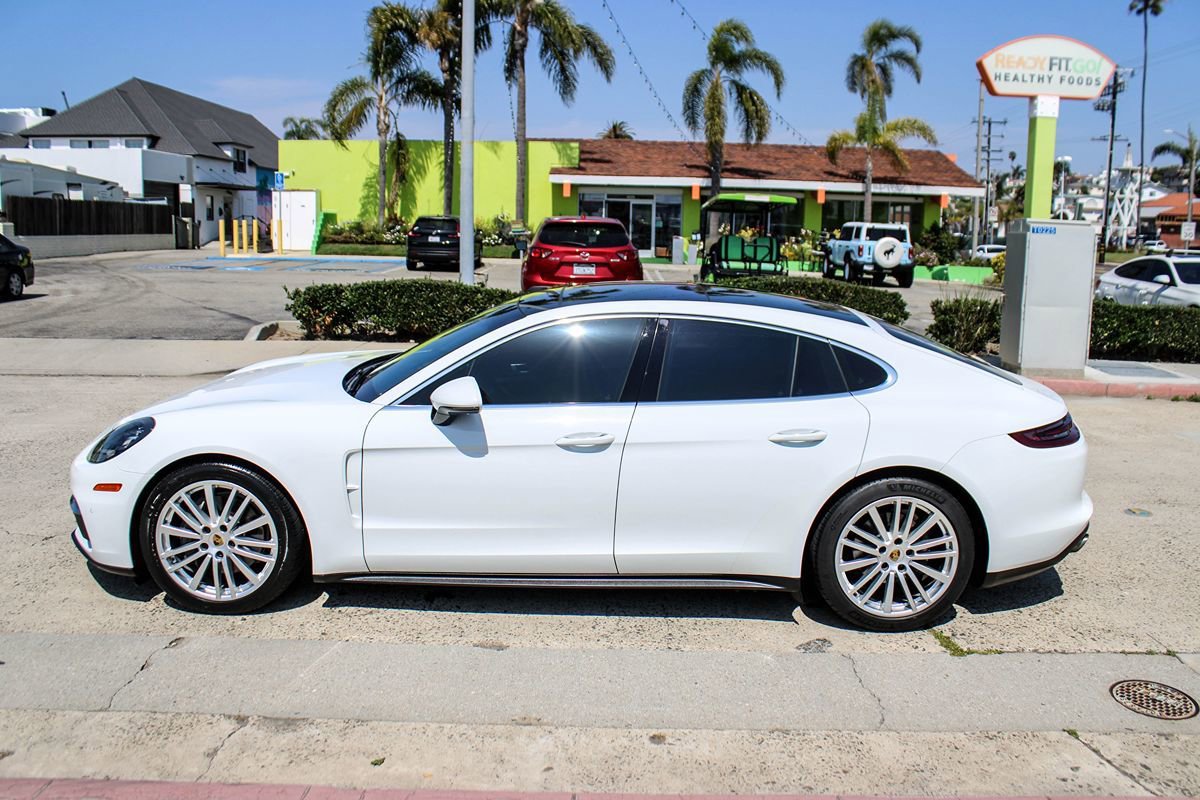 Used 2018 Porsche Panamera 4S image 2