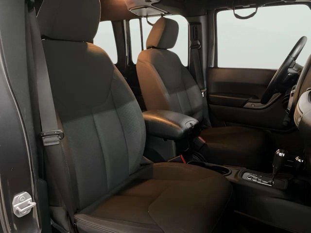 Used 2017 Jeep Wrangler Unlimited Sport w/ Connectivity Group image 77