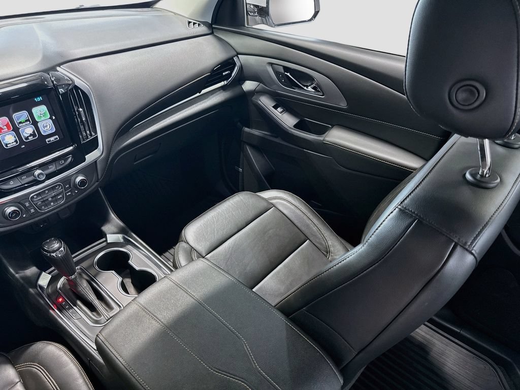Used 2019 Chevrolet Traverse RS AWD/4WD image 26