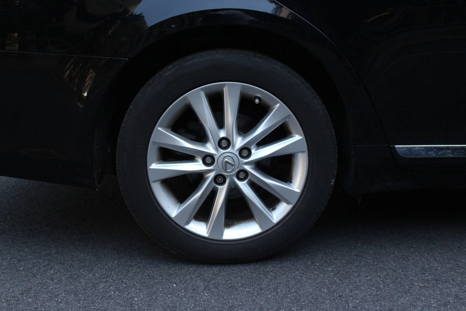 Used 2010 Lexus ES 350 FWD image 5