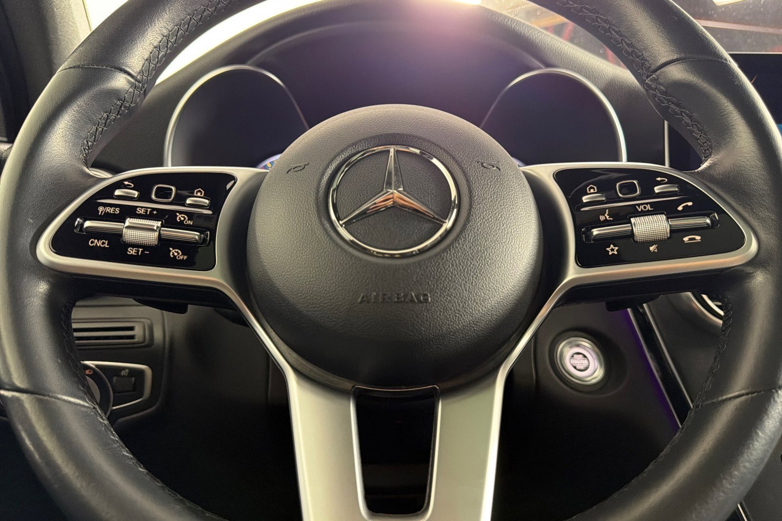 Used 2022 Mercedes-Benz GLC 300 w/ Premium Package Lite image 22