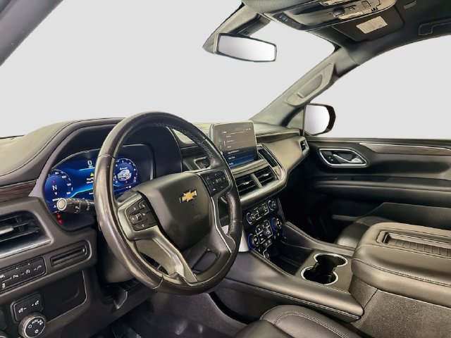 Used 2022 Chevrolet Suburban LT RWD image 22