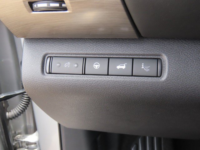 Used 2024 Nissan Pathfinder Platinum w/ Lighting Package (N93) FWD image 26