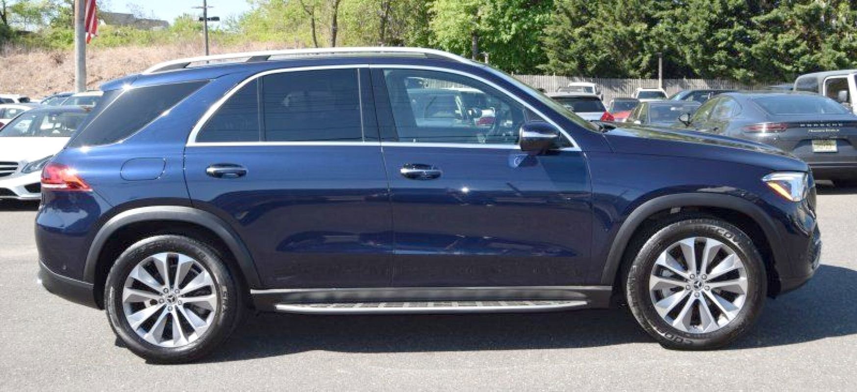 Used 2021 Mercedes-Benz GLE 350 4MATIC image 11