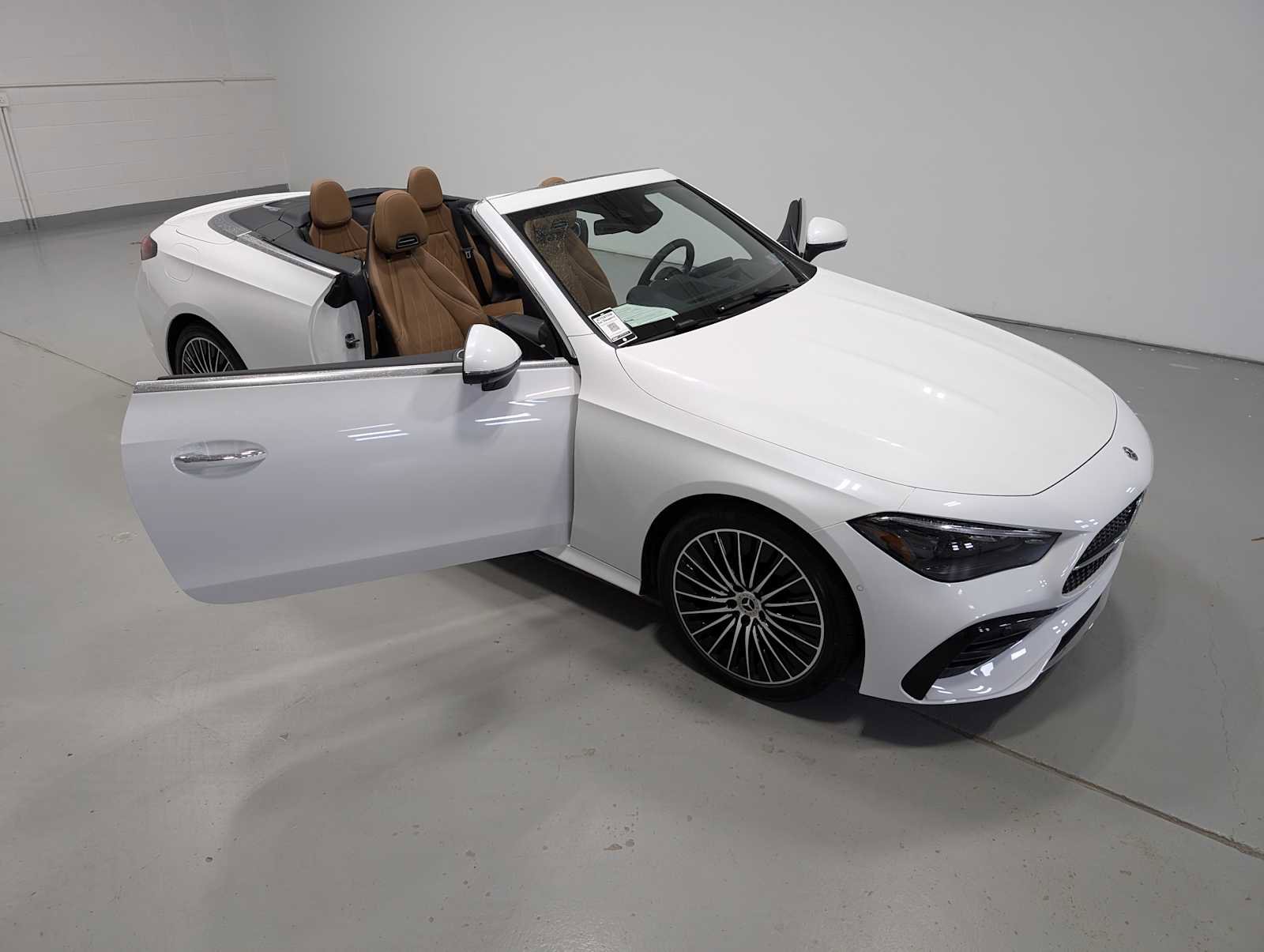 Certified 2026 Mercedes-Benz CLE 450 4MATIC Cabriolet image 15