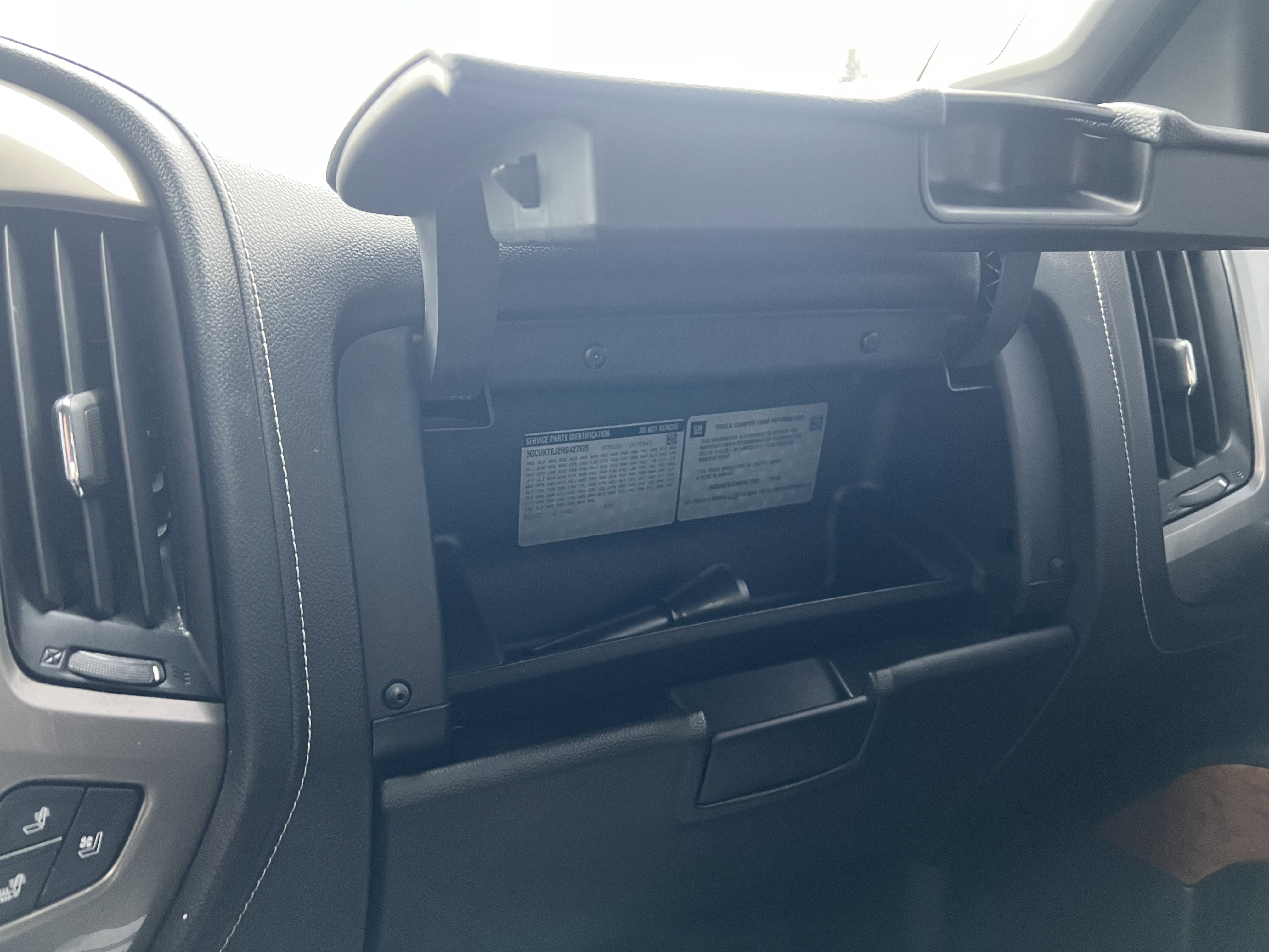 Used 2017 Chevrolet Silverado 1500 High Country image 25