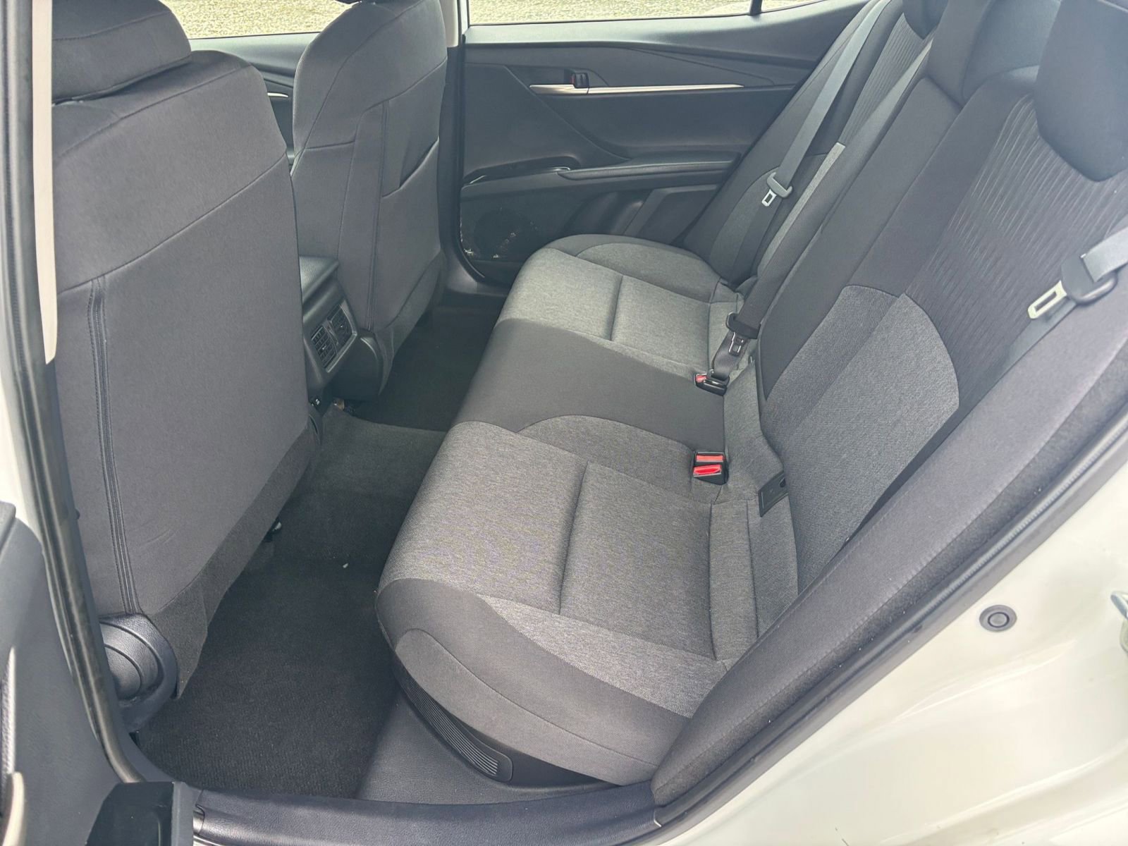 Used 2025 Toyota Camry LE image 22