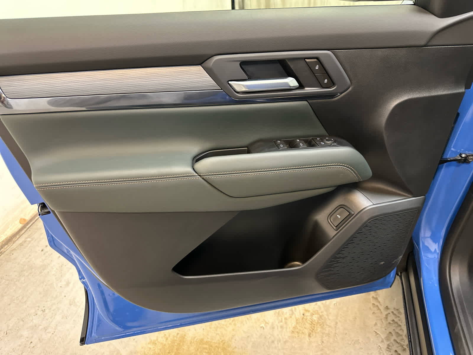 New 2026 GMC Terrain AT4 image 10