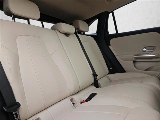 Certified 2022 Mercedes-Benz GLA 250 image 17