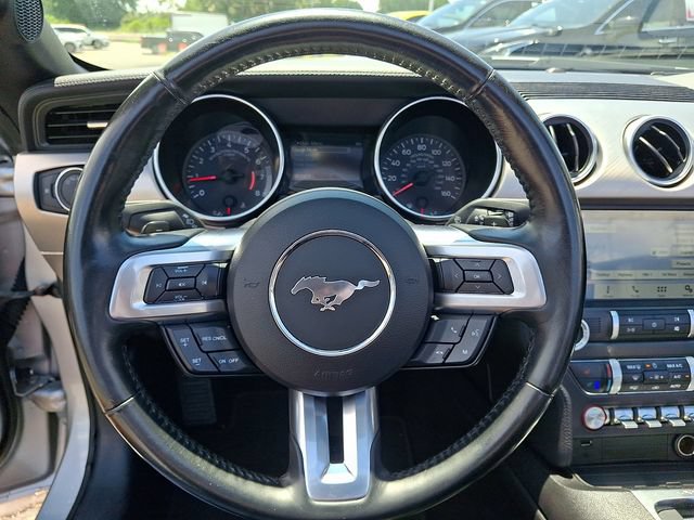 Used 2019 Ford Mustang Premium RWD image 15