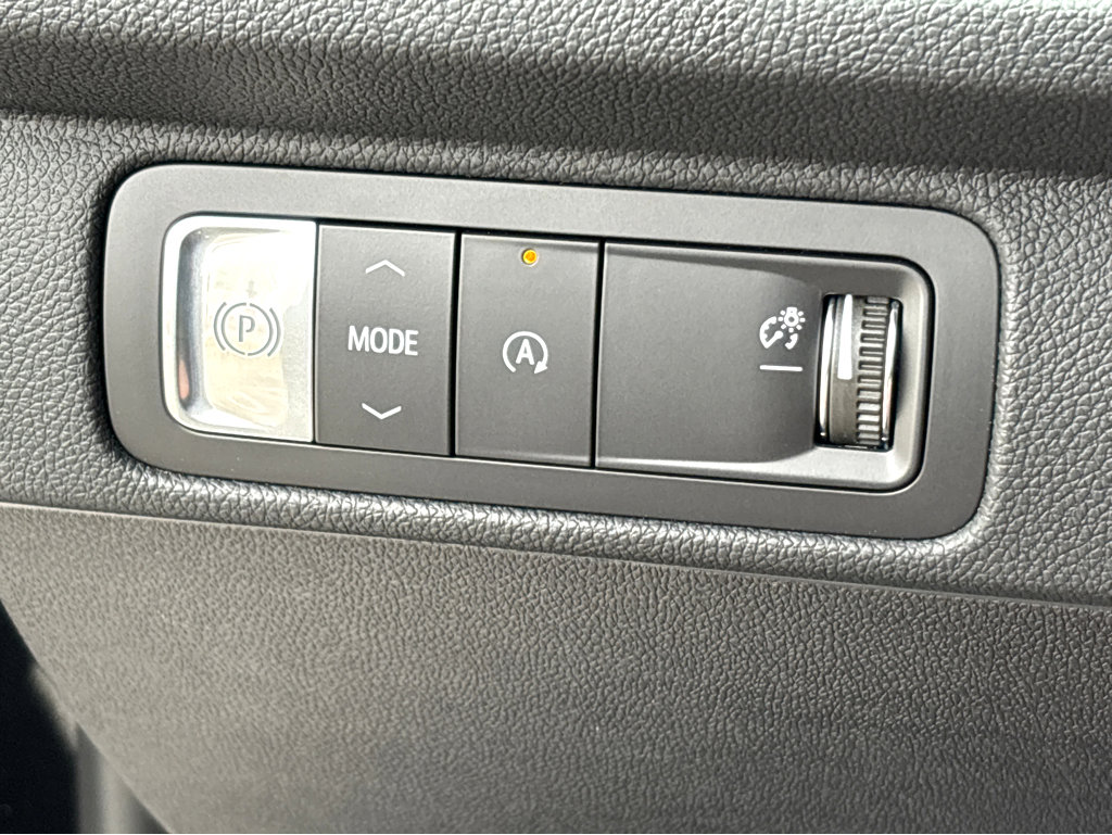 Used 2026 Chevrolet Traverse RS image 11