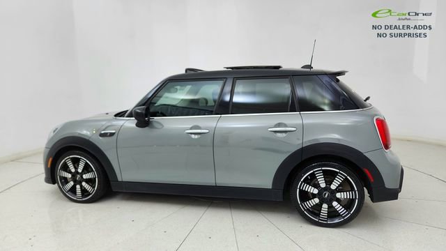 Used 2023 MINI Cooper S image 4