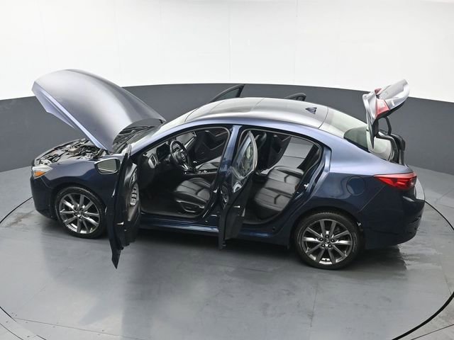 Used 2018 MAZDA MAZDA3 Touring image 47