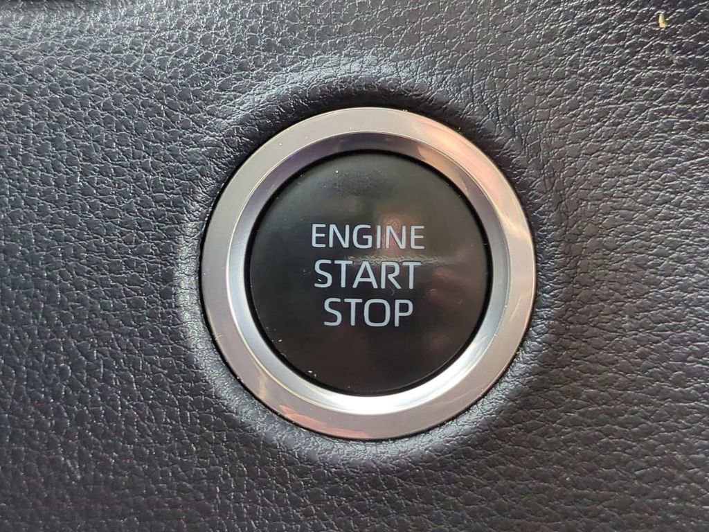 Used 2024 Toyota Tundra SR5 w/ SR5 Premium Package image 32