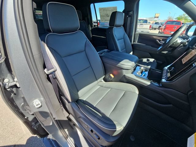 New 2026 GMC Yukon XL Elevation AWD/4WD image 18