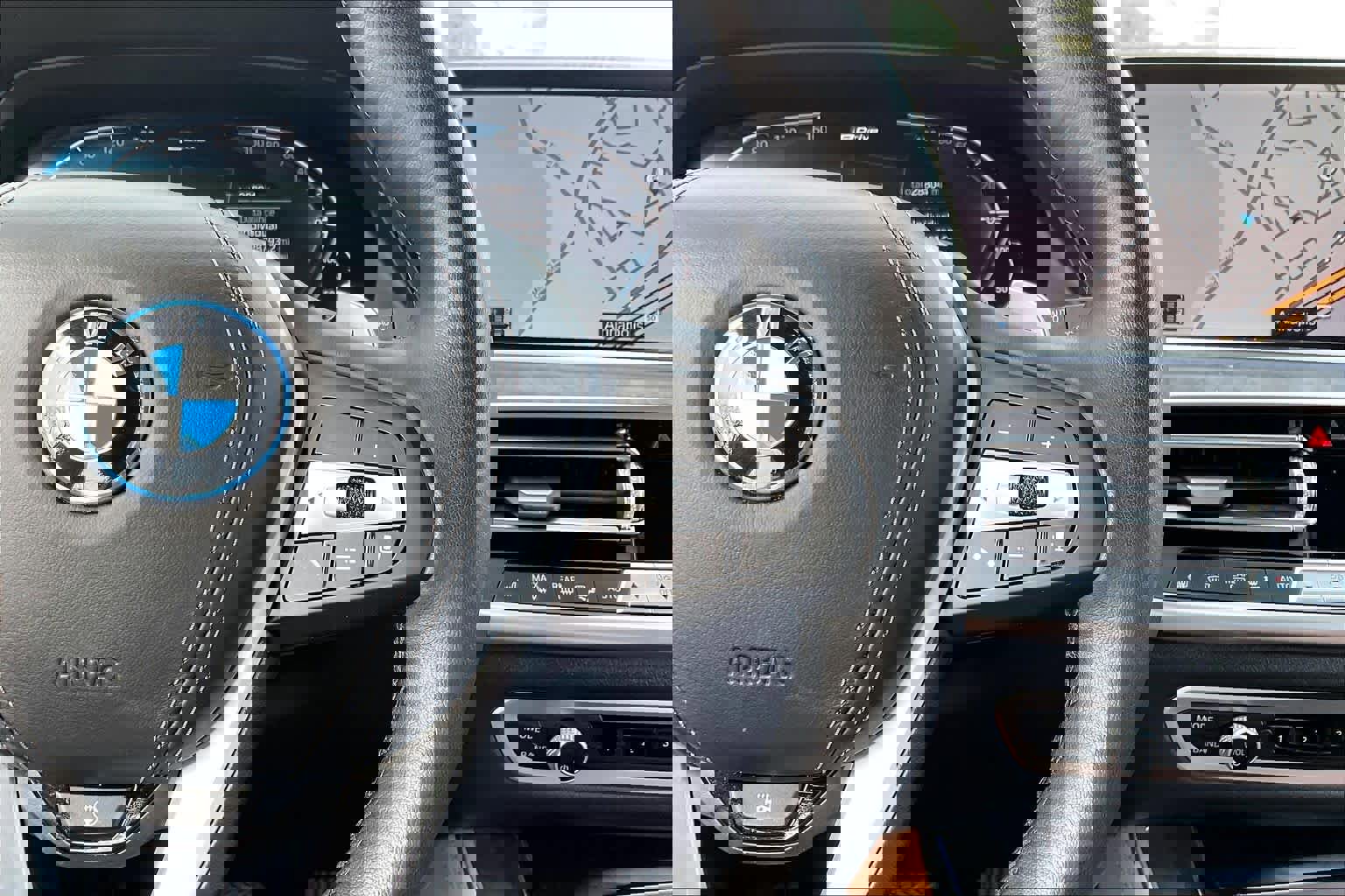 Certified 2023 BMW X5 xDrive45e w/ Climate Comfort Package image 26