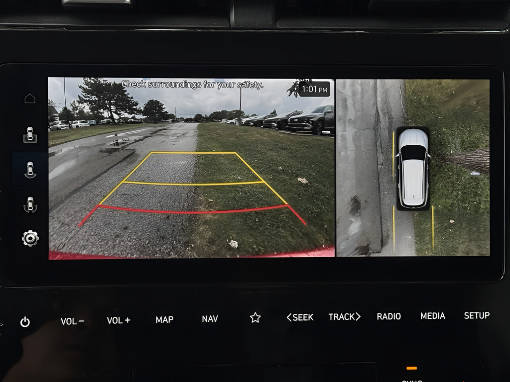 Certified 2023 Hyundai Tucson Limited AWD/4WD image 31
