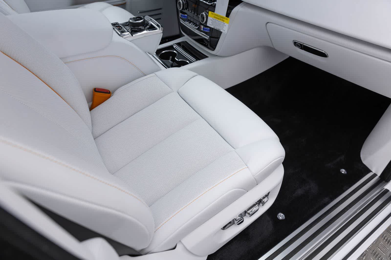 New 2027 Rolls-Royce Phantom Sedan RWD image 57
