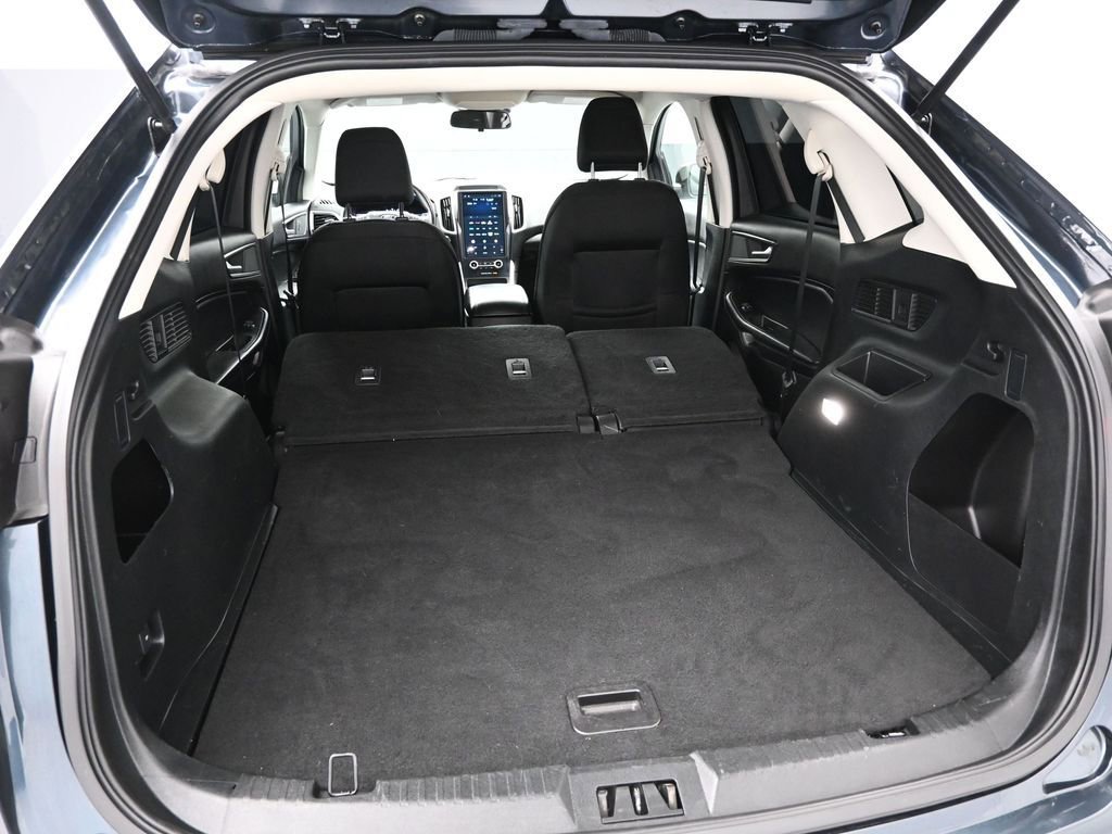 Certified 2022 Ford Edge SE w/ Black Appearance Package image 25