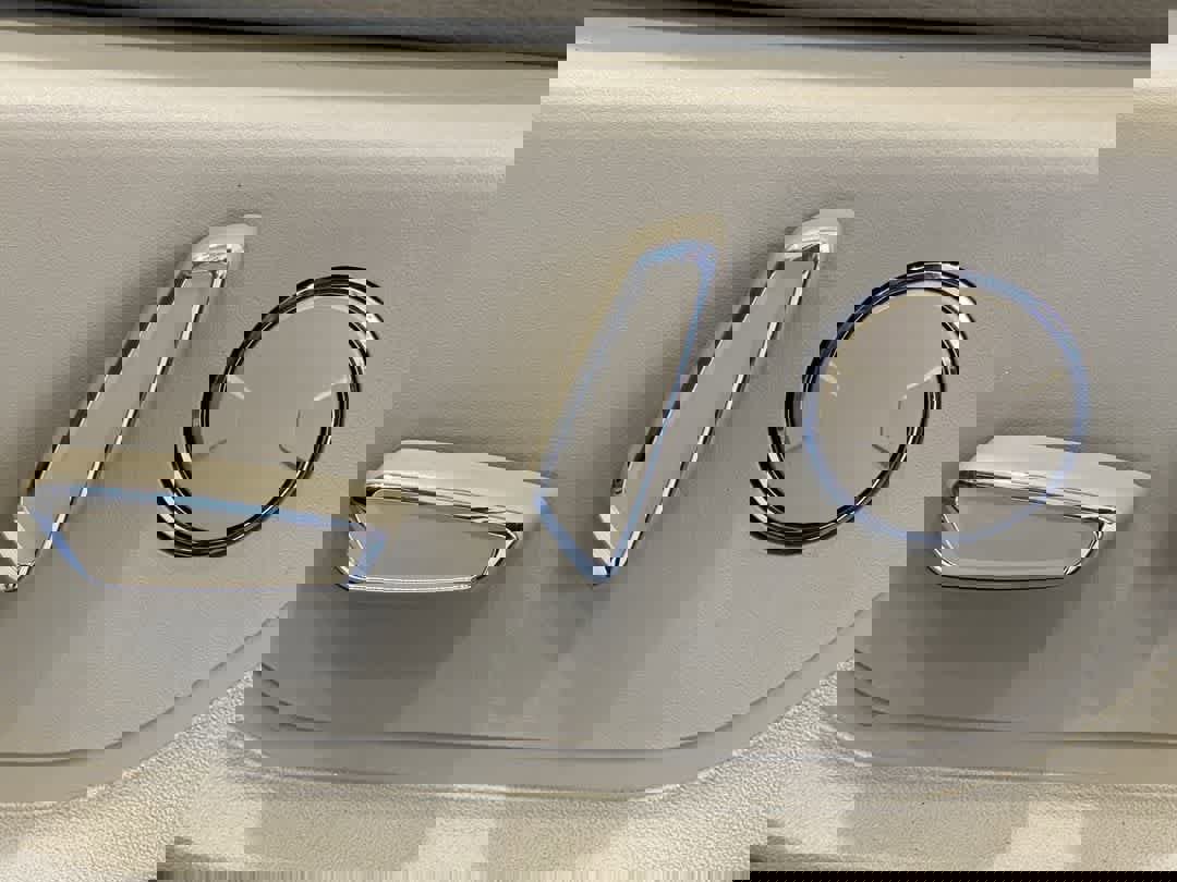 Used 2017 Ford F350 Lariat w/ Lariat Ultimate Package image 14