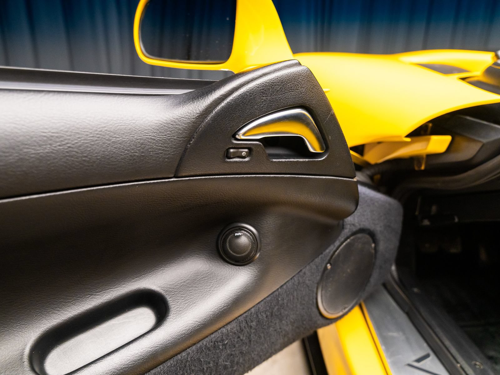 Used 2001 Dodge Viper GTS RWD image 61