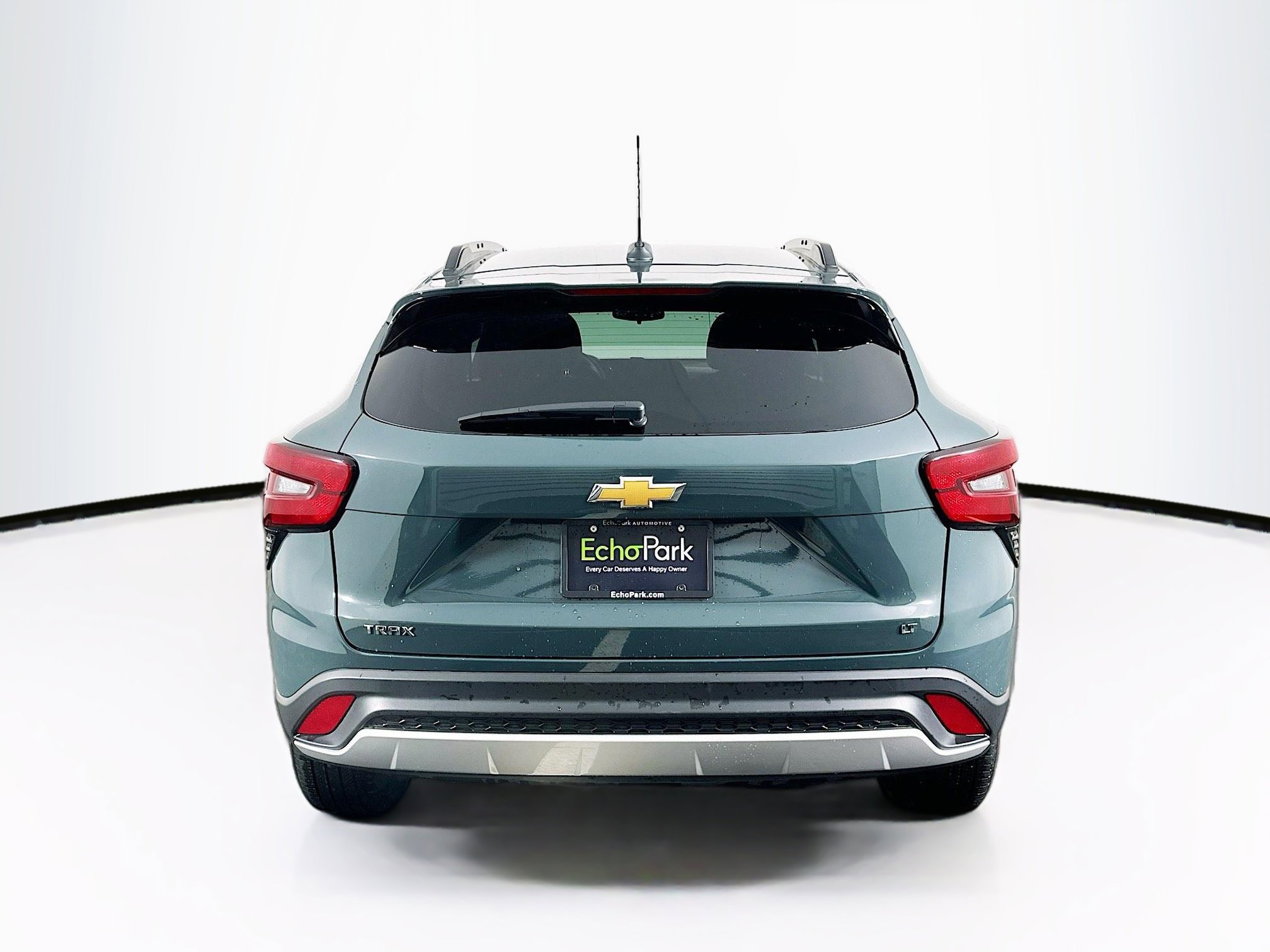 Used 2025 Chevrolet Trax LT image 7