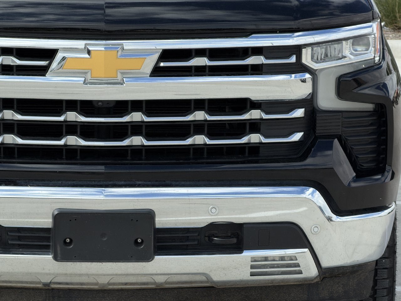 Used 2024 Chevrolet Silverado 1500 LTZ w/ Technology Package RWD image 10