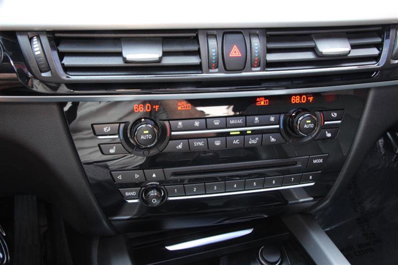 Used 2017 BMW X5 xDrive50i AWD/4WD image 34