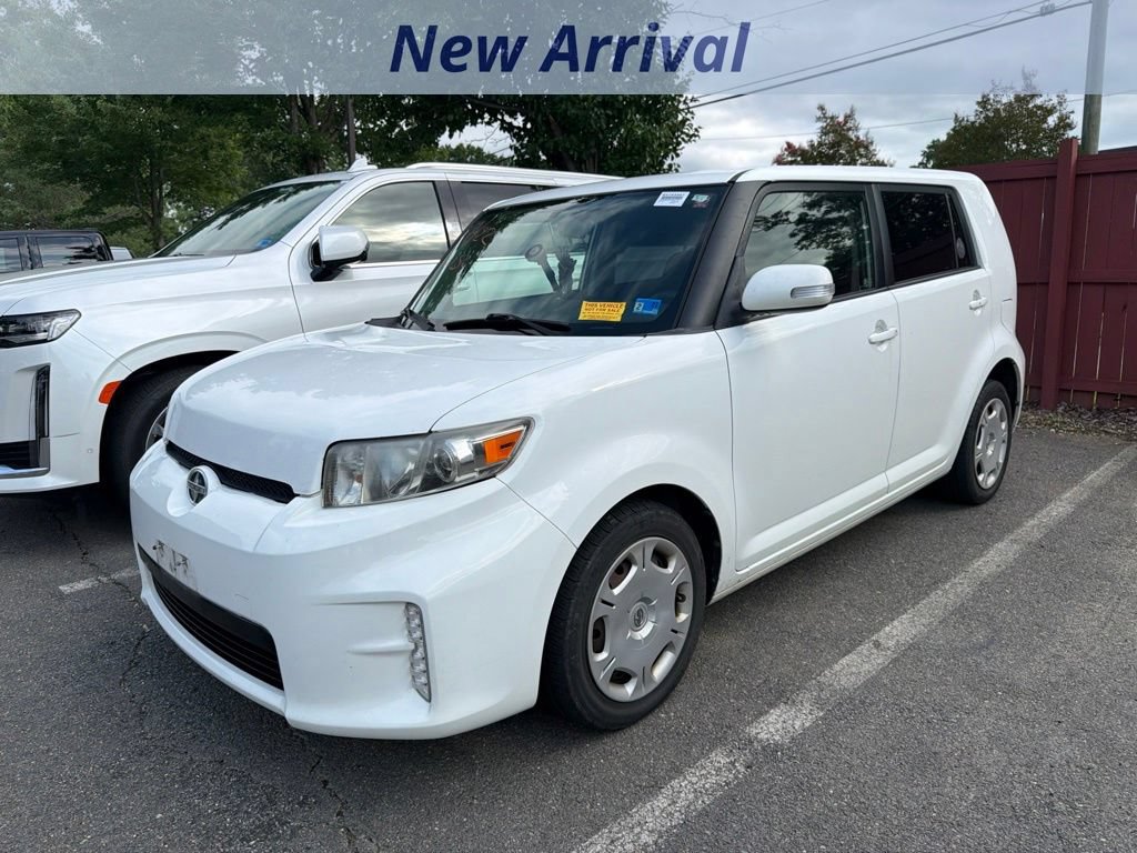 Used 2013 Scion xB FWD video 1