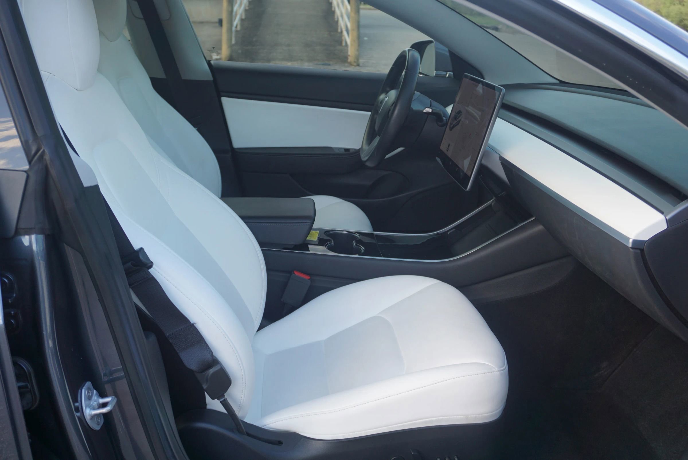 Used 2018 Tesla Model 3 Long Range image 14