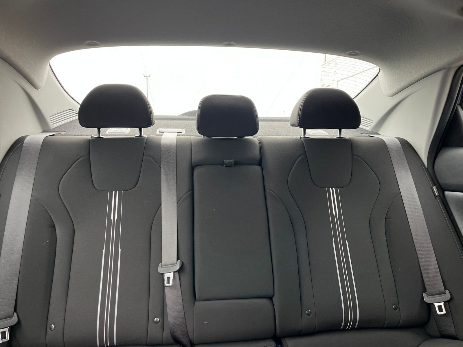 Used 2025 Hyundai Elantra SEL image 39