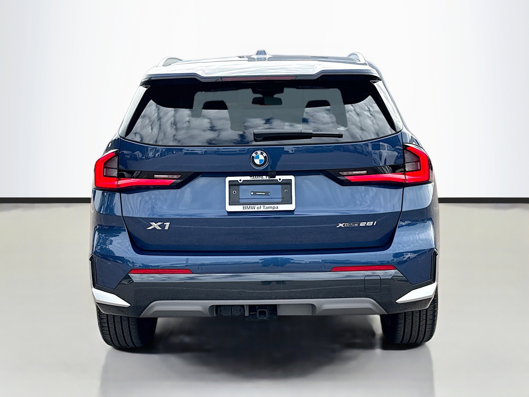 Used 2023 BMW X1 xDrive28i w/ Premium Package image 4