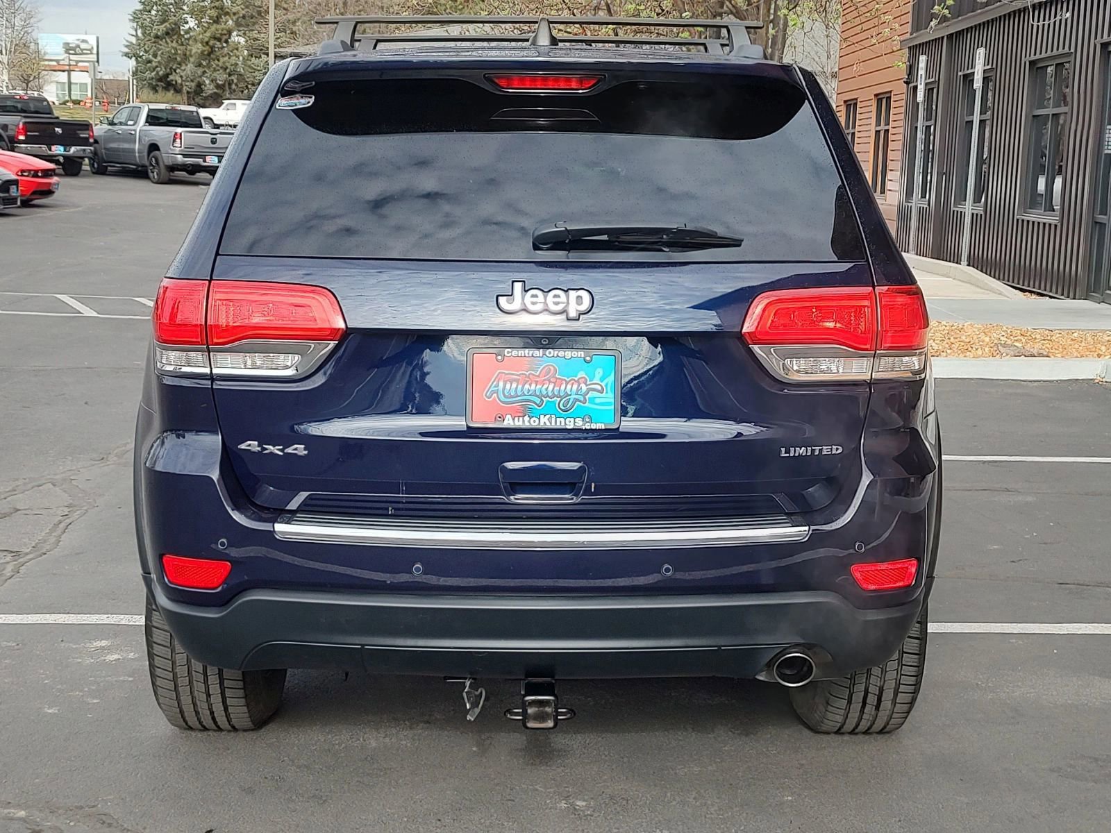 Used 2018 Jeep Grand Cherokee Limited AWD/4WD image 4