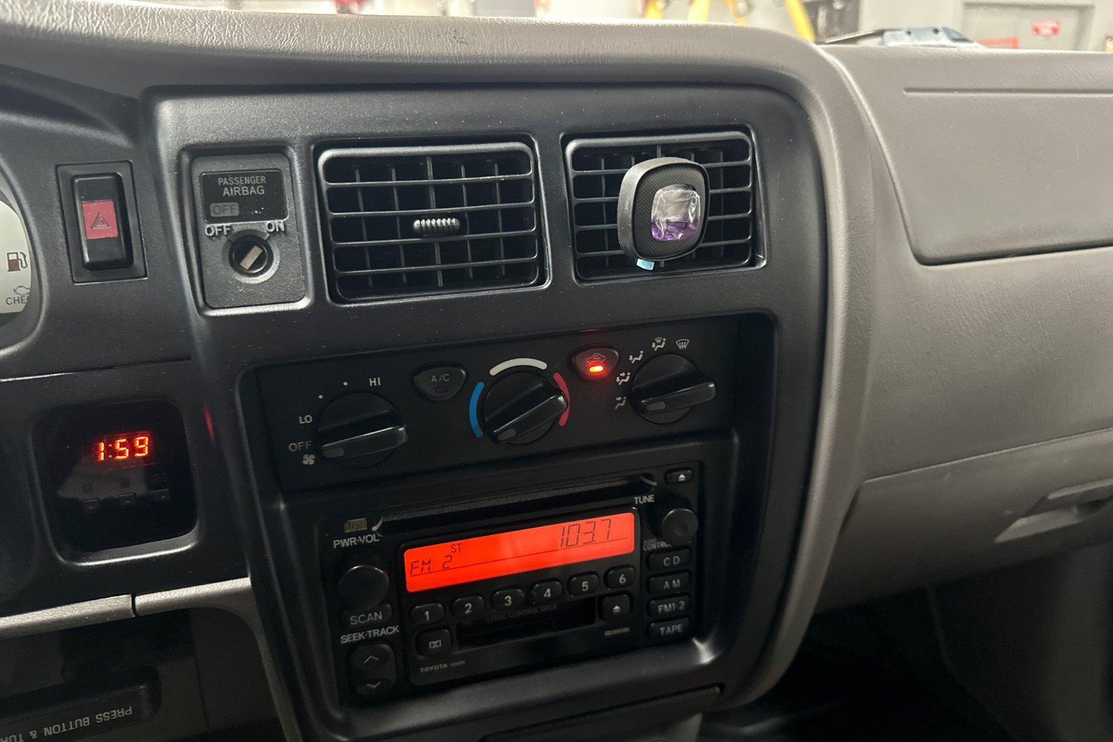 Used 2004 Toyota Tacoma PreRunner RWD image 24